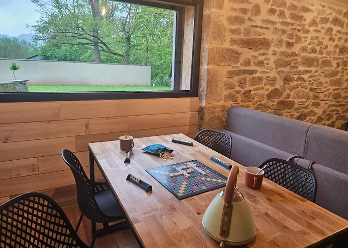 Ancienne Batisse Renovee Vakantiehuis