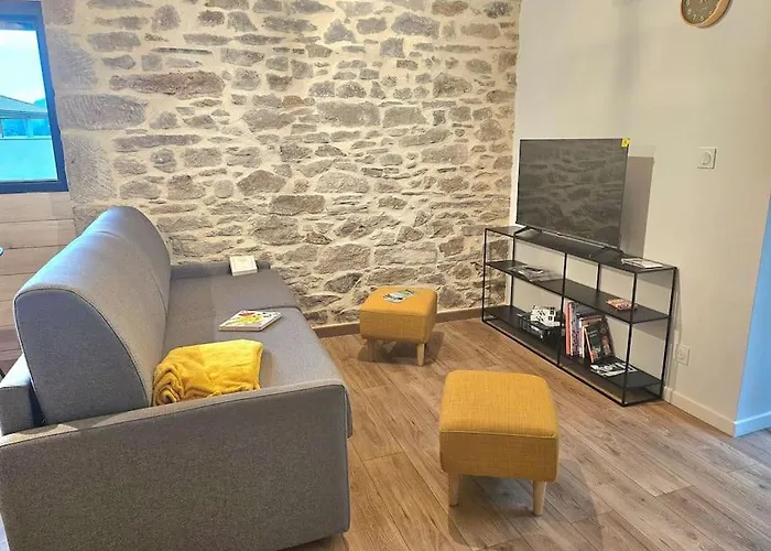 Ancienne Batisse Renovee 度假居 *